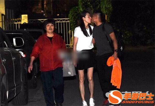谢杏芳微博手撕小三_林丹老婆谢杏芳520手撕小三? 见到上去给两个耳光