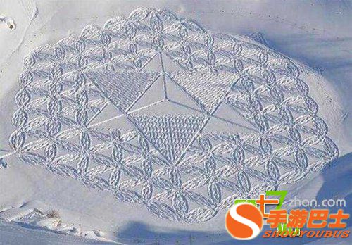 俄惊现“雪地圆环”现象 当地疑是外星人所为