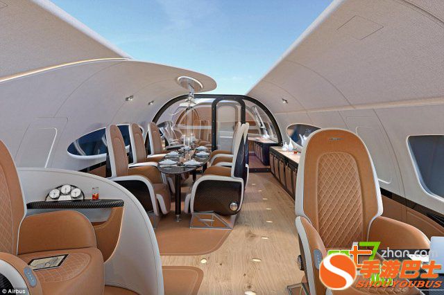 世界第一台全景天窗飞机 抬头就能仰望星空