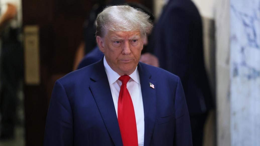 特朗普净资产降至26亿美元